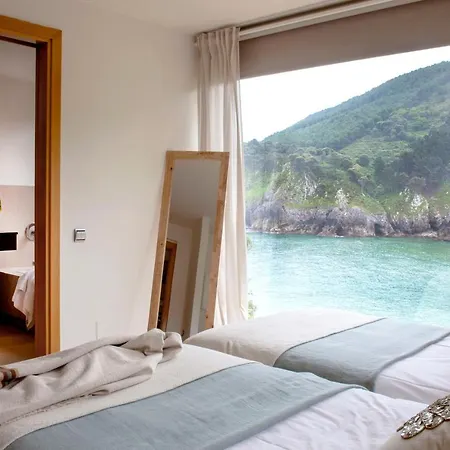 Wishome - Exclusiva Con Piscina Al Borde Del Mar Con Vistas De Pelicula * Pechon