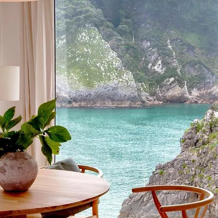 Wishome - Exclusiva Con Piscina Al Borde Del Mar Con Vistas De Pelicula