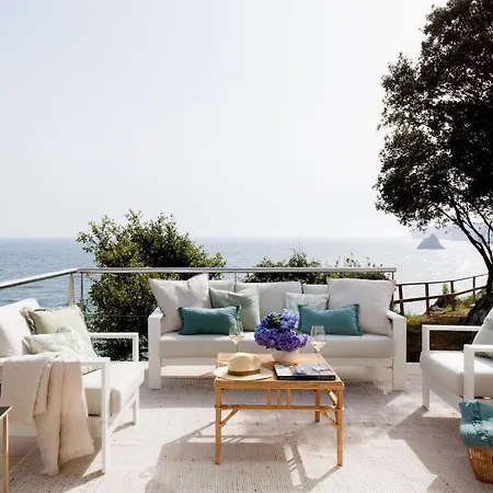 Villa Wishome - Exclusiva Con Piscina Al Borde Del Mar Con Vistas De Pelicula Pechon