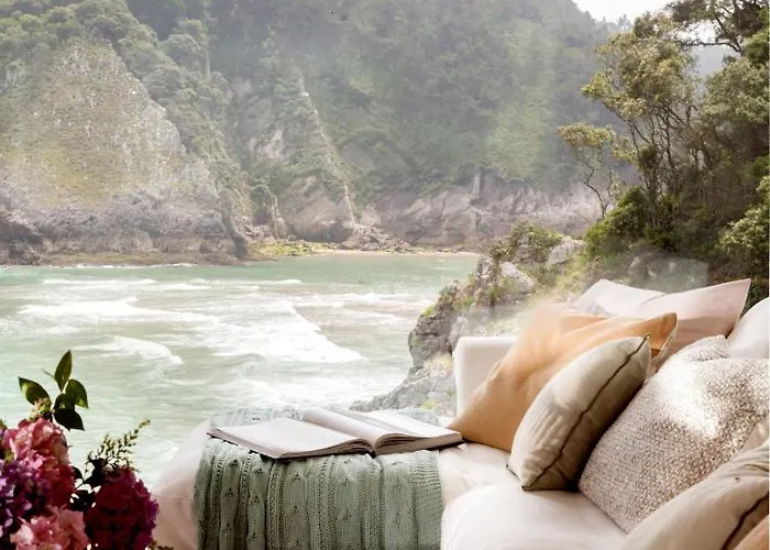 Villa Wishome- De Pelicula Sobre El Mar, Con Piscina Climatizada Privada