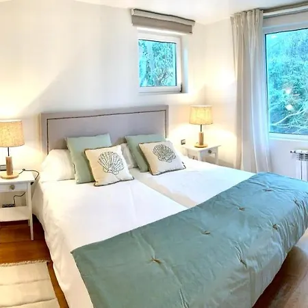 Wishome-villa Privada Sobre El Mar Con Piscina Climatizada Pechón